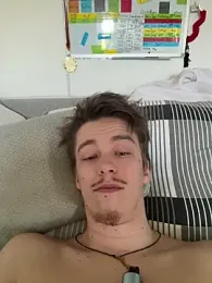Toyjungee webcam model stream image