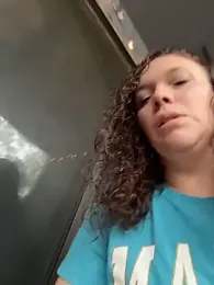 XoMisty webcam model stream image