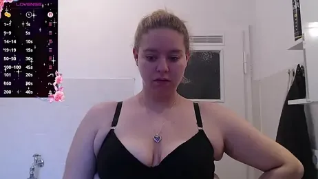 Mia_lou05 webcam stripchat model stream image