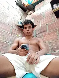 alex_candela webcam model stream image