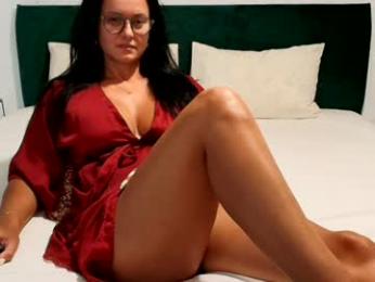naughtybrunettexxx webcam model stream image