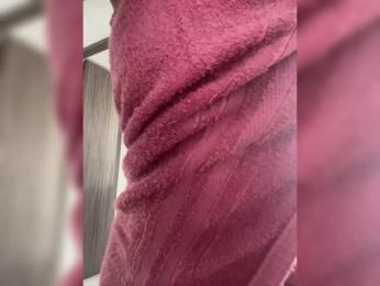 EmilyLeah webcam model stream image