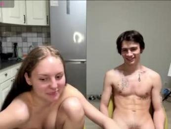 flowerscouple webcam model stream image