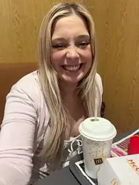 CherryAuroraa webcam model stream image