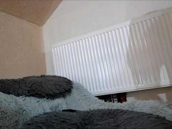 curvyana webcam model stream image