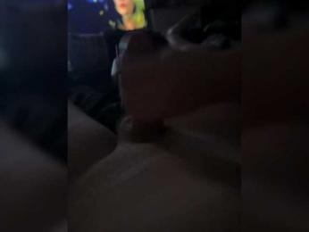 WhiteCrystal webcam model stream image