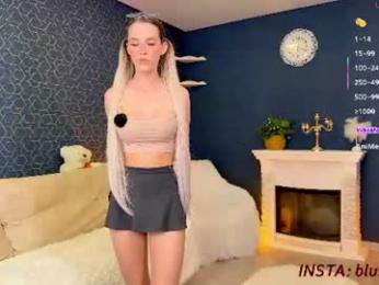 blush_mikki webcam model stream image