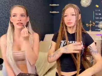 blush_mikki webcam model stream image