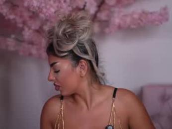 bella_blonda webcam model stream image