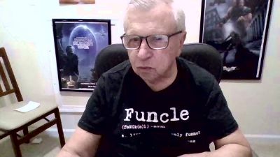 UncleMike webcam model stream image