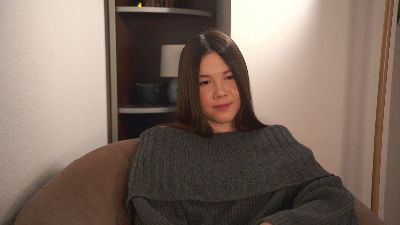 BellePauza webcam model stream image