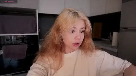 Dipamelly webcam model stream image