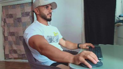 supermanboyxxl webcam model stream image