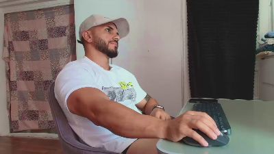 supermanboyxxl webcam model stream image