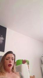 LadyMiri webcam model stream image