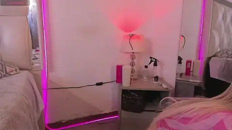 Darlyn_tenderhot__ webcam stripchat model stream image