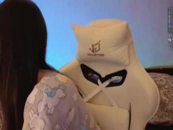 let_me_seee webcam model stream image