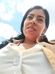 Luianna webcam model stream image