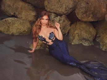 ChloeNova webcam model stream image