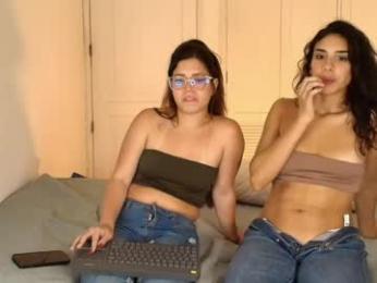 pretty_dirty_sis webcam chaturbate model stream image