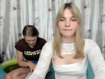pikmi_obsos webcam model stream image