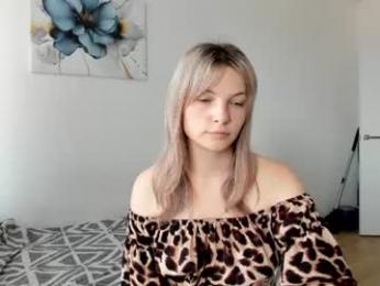 pikmi_obsos webcam model stream image