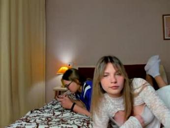 pikmi_obsos webcam model stream image