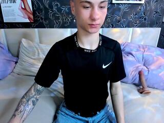 Mel Fizz webcam model stream image