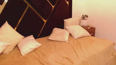 Vixen_Kitty webcam model stream image