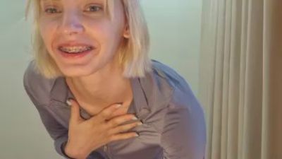 KimiHusseini webcam model stream image