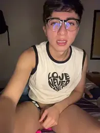 CamiRojas_boy webcam stripchat model stream image