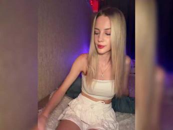 MikkiSweetie webcam model stream image