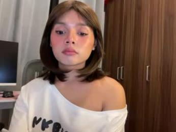 cocktaileciousalessia webcam chaturbate model stream image