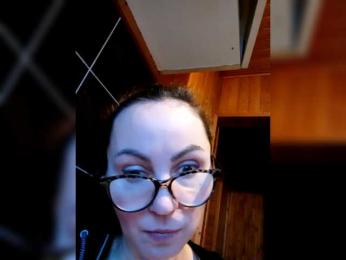 TessBertie webcam model stream image