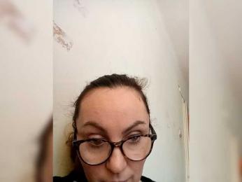 TessBertie webcam model stream image