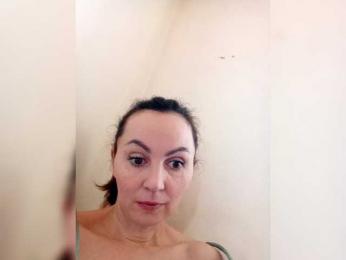 TessBertie webcam model stream image