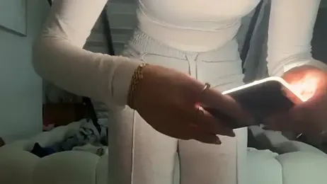 KayleeBella webcam stripchat model stream image