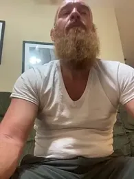 32XRedBeard webcam stripchat model stream image