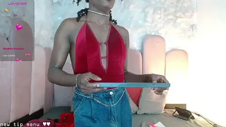 puca_ebony webcam model stream image