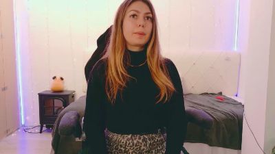 LindaWhite_ webcam cam4 model stream image