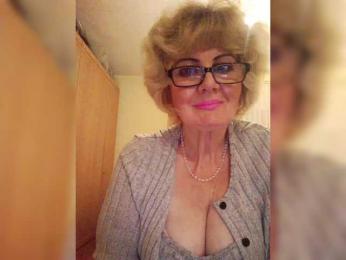 BoloshkaBlonda webcam model stream image