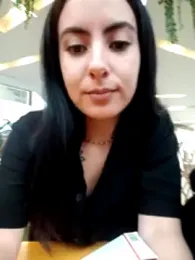 miadaniells_hot webcam model stream image