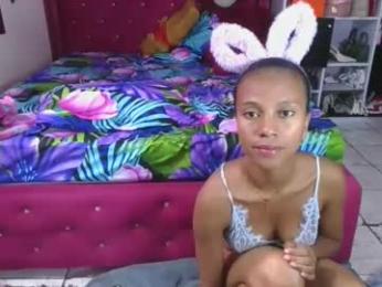 artsloveyou webcam model stream image