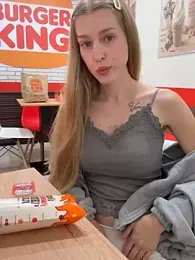 kira_mia webcam stripchat model stream image