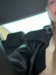 kira_mia webcam stripchat model stream image