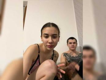 AAOneLove webcam model stream image