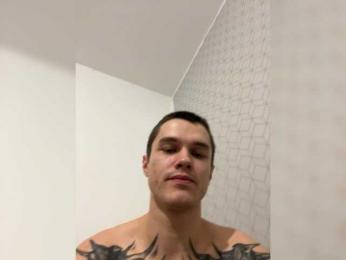 AAOneLove webcam model stream image