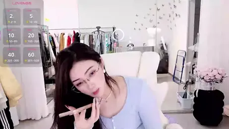 yangyang-777 webcam model stream image