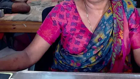 HotGulabi webcam model stream image