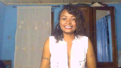 Pricylah webcam model stream image